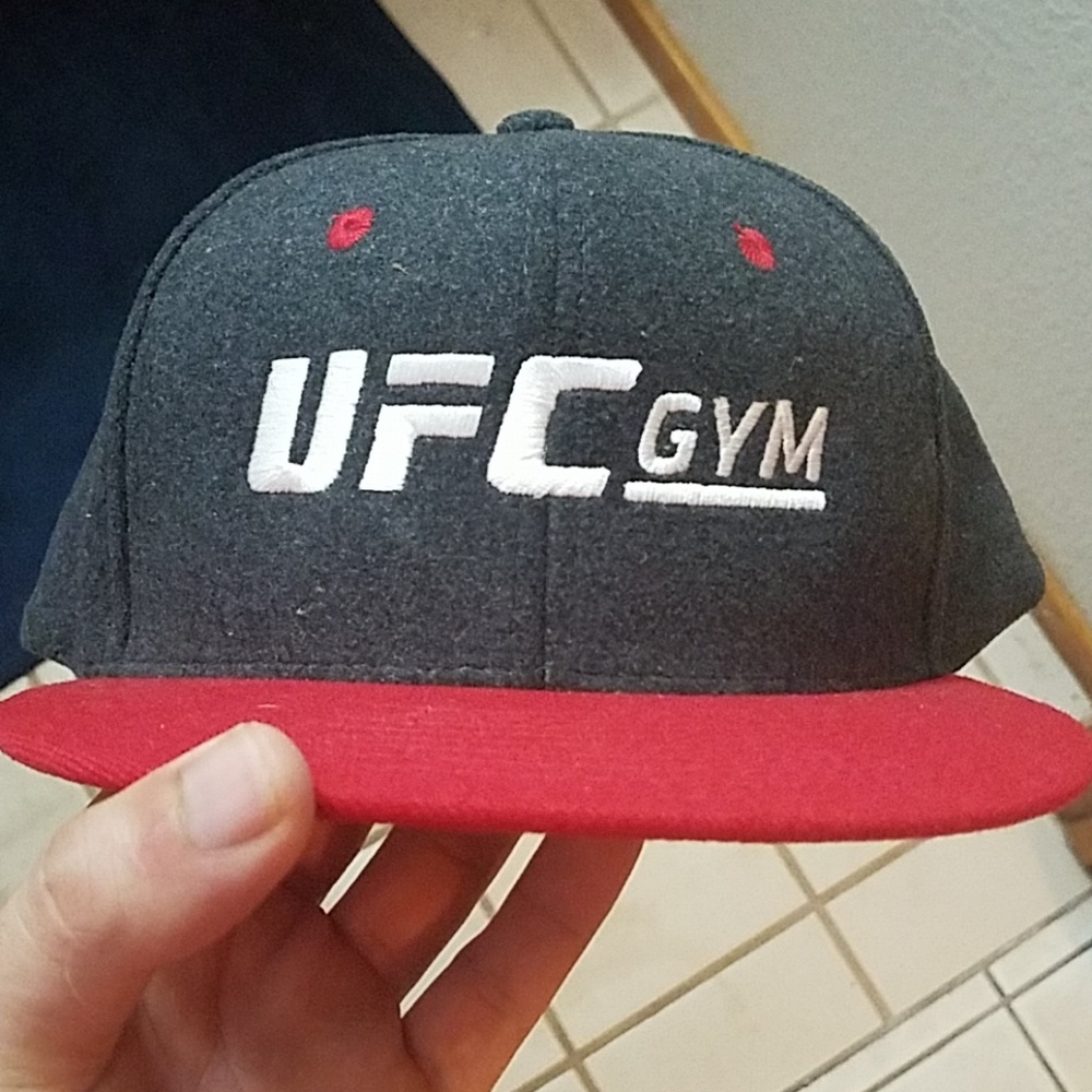 Ufc gym snapback